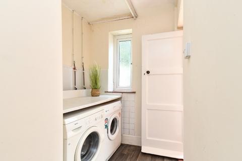 4 bedroom end of terrace house to rent, Friends Road, Norwich, NR5