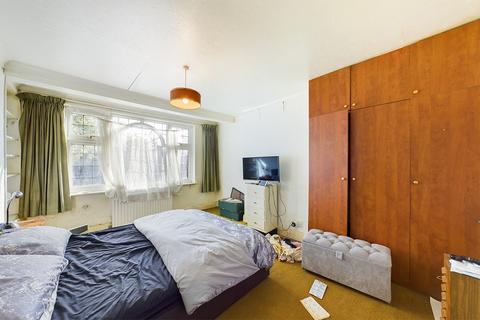 23 Bridle Road, Pinner, HA5 2SL