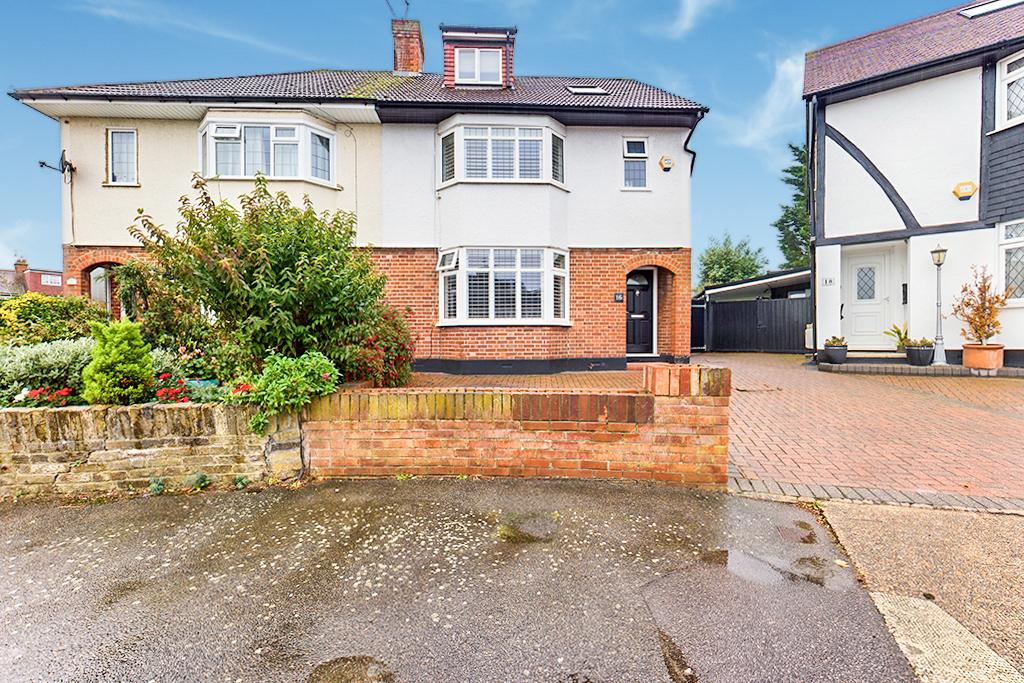 Melthorne Drive, Ruislip, HA4 4 bed semidetached house £750,000