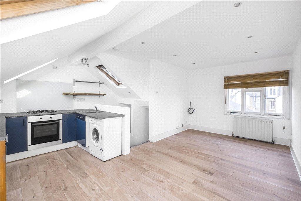 Reception/Kitchen