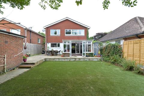 4 bedroom detached house for sale, Barton Court Road, New Milton, BH25