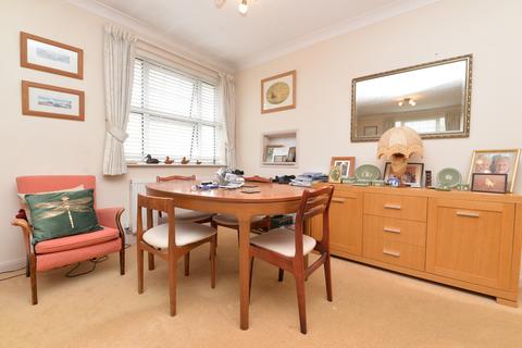 2 bedroom apartment for sale, Trevone, Herbert Road, New Milton, Hampshire, BH25