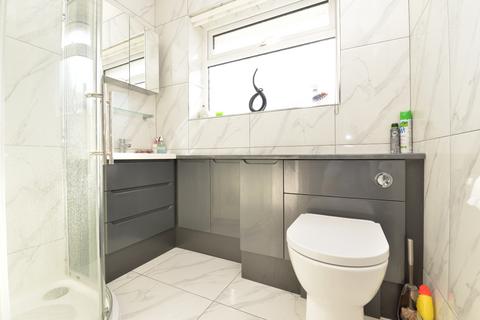 14 Arnolds Close, Barton On Sea, New Milton, BH25 7JW