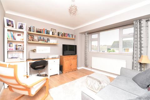 25 Seafield Close, Barton On Sea, New Milton, BH25 7HR