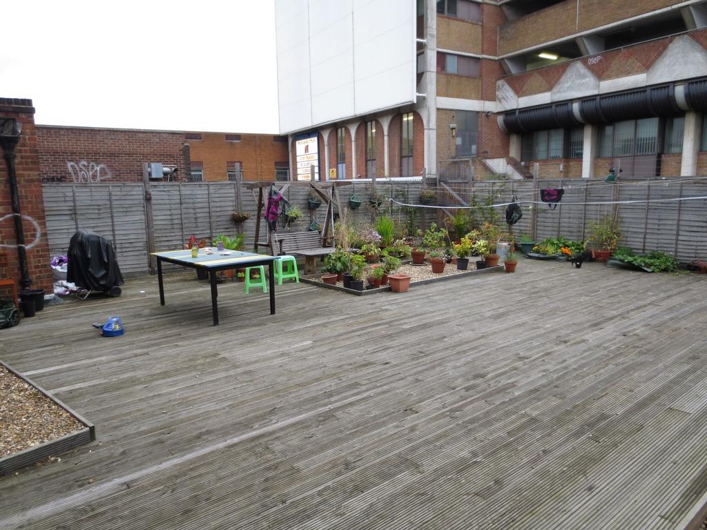 Apartment in London - View 2