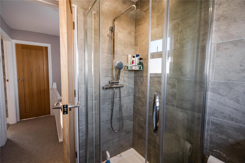 Shower Room (2)