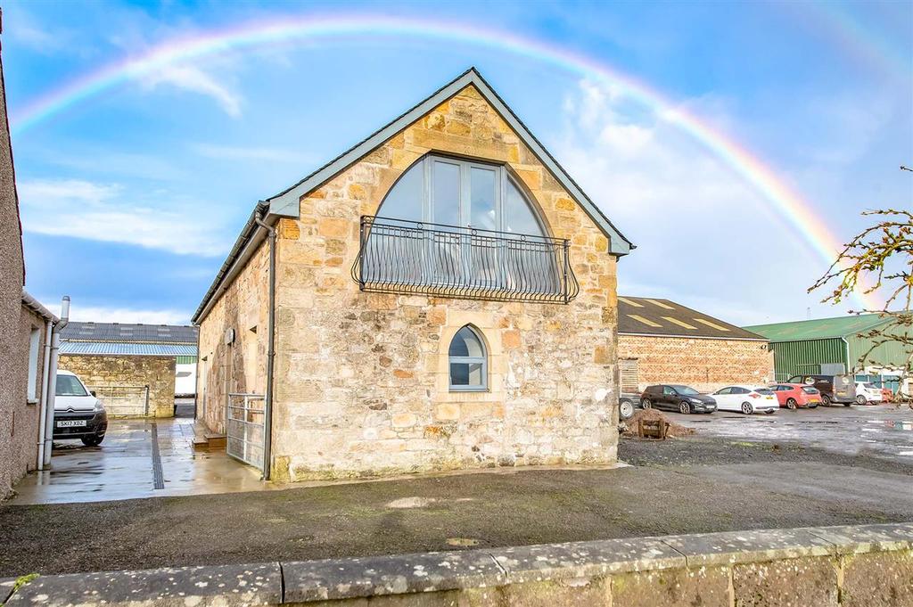 The Barn, Cushenquarters Farm, Plean 3 bed detached house £1,500 pcm