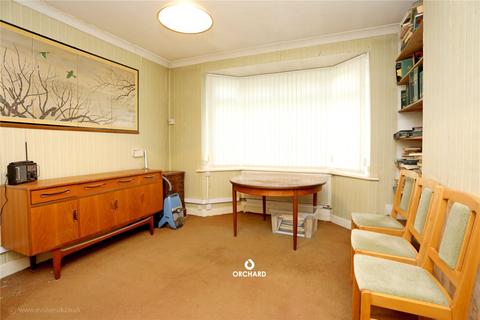 2 The Grove, Ickenham, Uxbridge, UB10 8QH