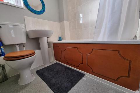 1 bedroom flat to rent, KIRKSTALL, LEEDS, WEST YORKSHIRE