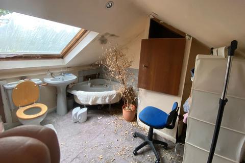85 Brightside Road, London, SE13 6EP