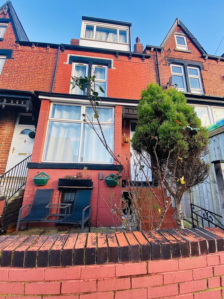 Ellers Road, Leeds, LS8 4 bed terraced house £165,000