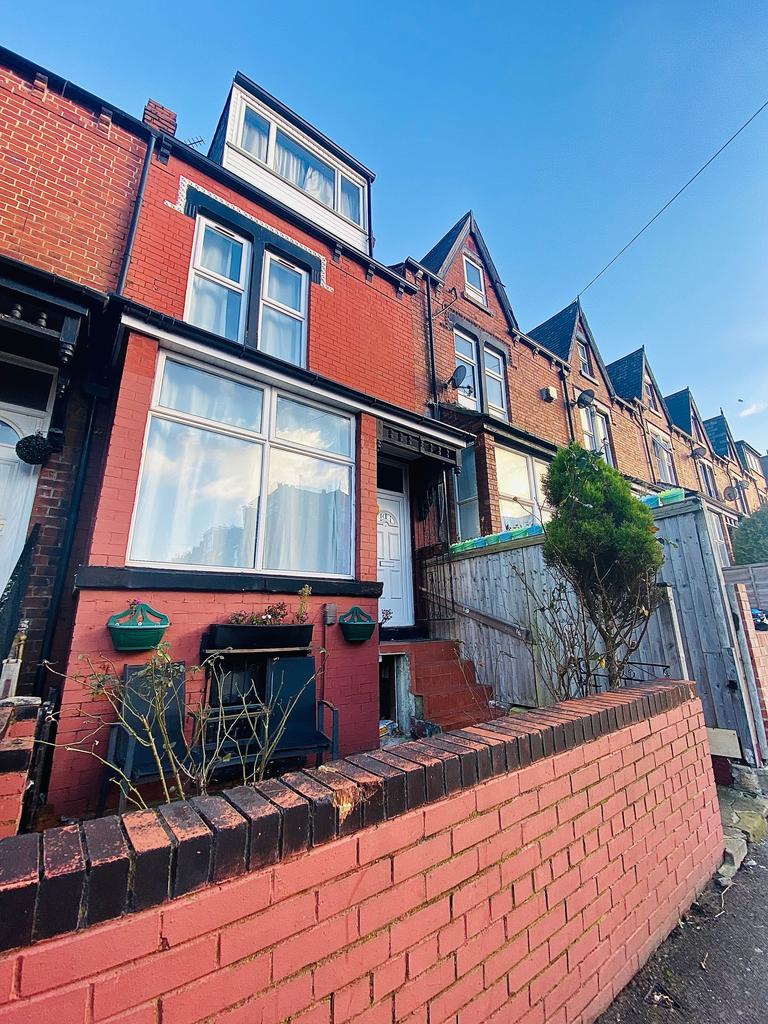 Ellers Road, Leeds, LS8 4 bed terraced house £165,000