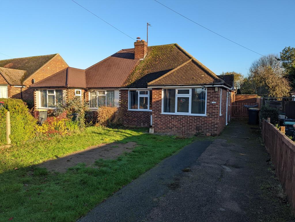 Highbury Grove, Clapham * 6 Month let only* 2 bed bungalow to rent £