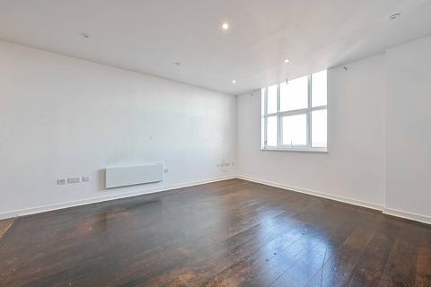 2 bedroom flat for sale - Bromyard Avenue, Acton, London, W3