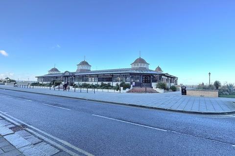 Central Parade, Herne Bay, CT6 5JJ