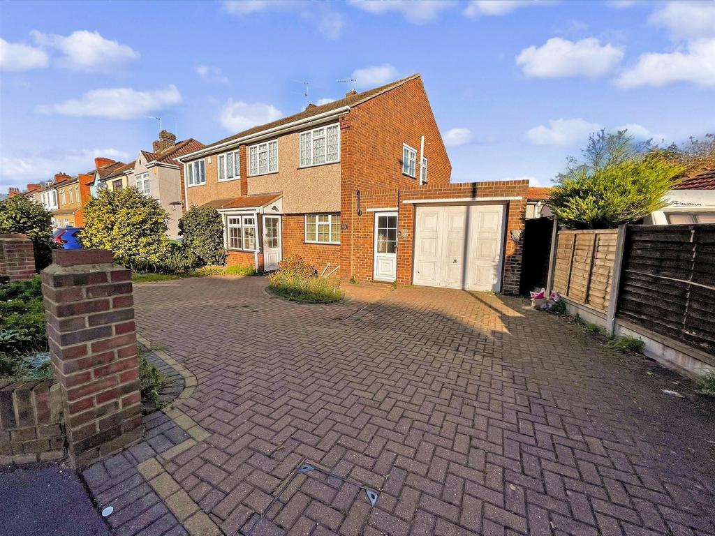 Long Lane, Bexleyheath, Kent 3 bed semidetached house for sale £450,000