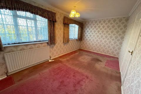 68 Long Lane, Bexleyheath, DA7 5AN