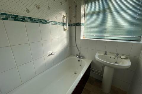 68 Long Lane, Bexleyheath, DA7 5AN