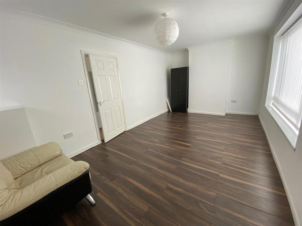 Woodlee Road, Lee Park, Liverpool 2 bed townhouse £120,000