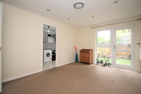 2 bedroom apartment to rent - Taeping Street, Isle of Dogs, E14