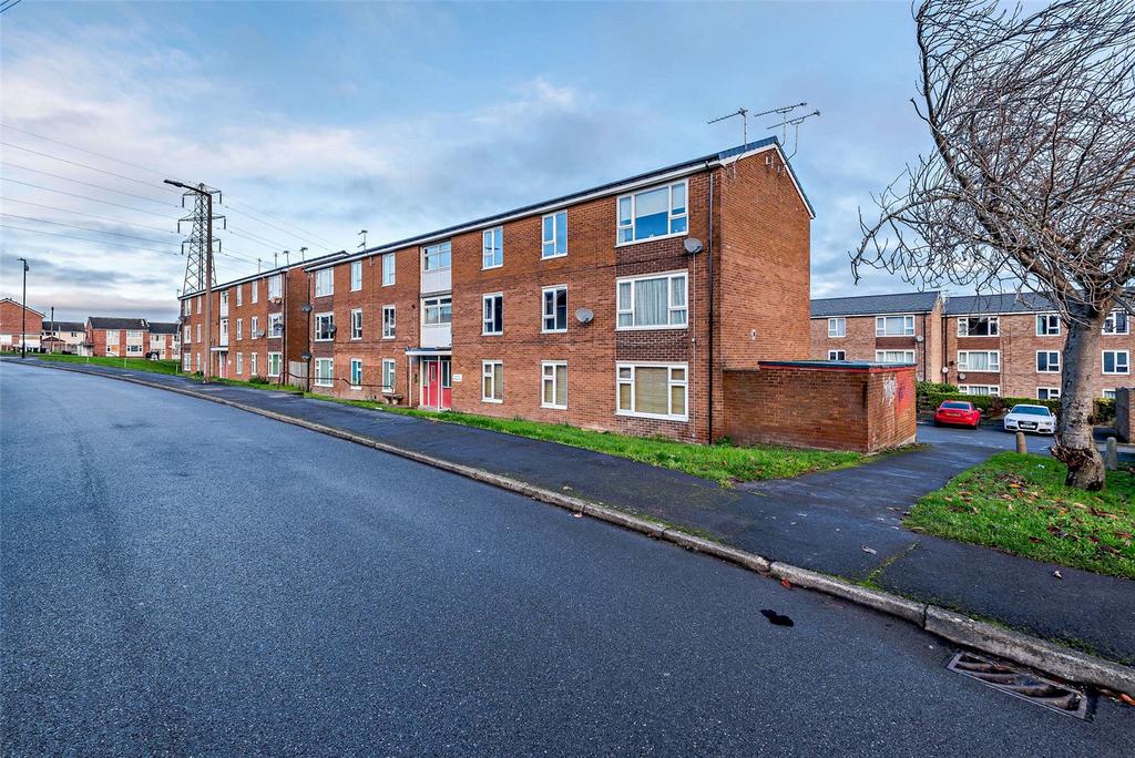 Dawson Avenue, Rawmarsh, Rotherham... 2 bed apartment £50,000