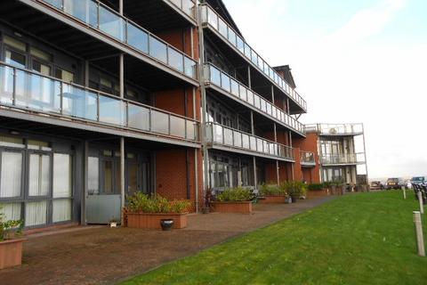 2 bedroom ground floor flat for sale - The Waterfront, Knott End, FY6 0FL
