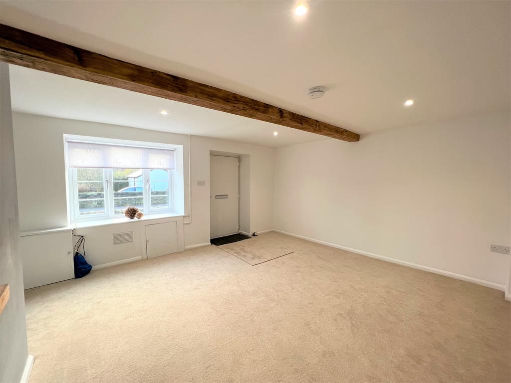 Wath Road,Elsecar,Barnsley,S74 8HR 2 bed cottage £725 pcm (£167 pw)