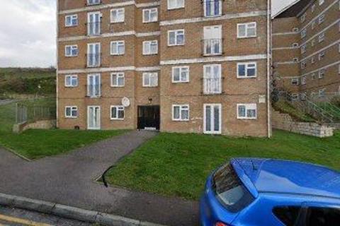2 bedroom flat for sale - Longhill Avenue, Chatham ME5