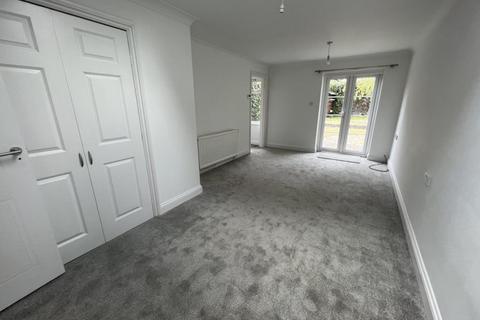 undefined, 14 Old Orchard Road, Saffrons
