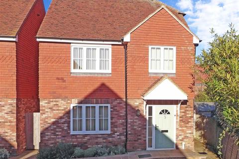 3 bedroom detached house for sale - Bishop Close, High Halden, Ashford, Kent