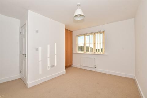 3 Bishop Close, High Halden, Ashford, TN26 3BH