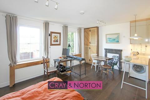 Flat 3, 88 Outram Road, Croydon, CR0 6XF