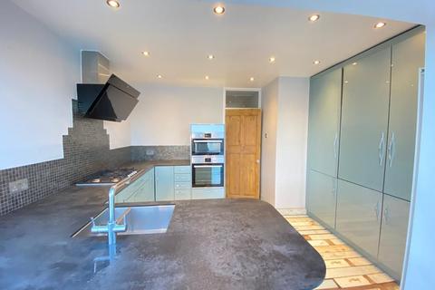23 Berkeley Lane, Canvey Island, SS8 0BT