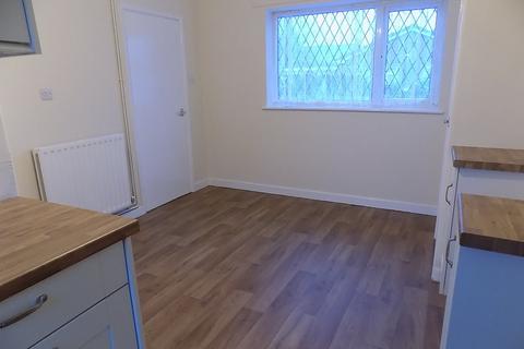 3 bedroom chalet to rent, St. Pauls Close, Gorefield