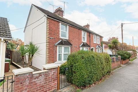 2 bedroom semi-detached house to rent, Blackwater, Surrey