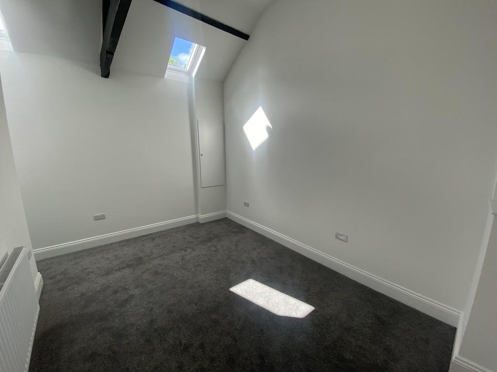 Eastgate, Hexham 2 bed cottage £795 pcm (£183 pw)