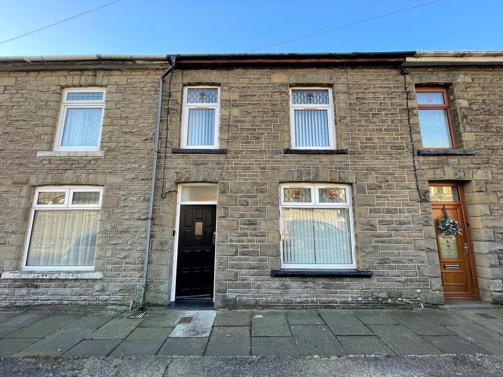 Greenfield Terrace, Abercynon 3 bed terraced house £165,000