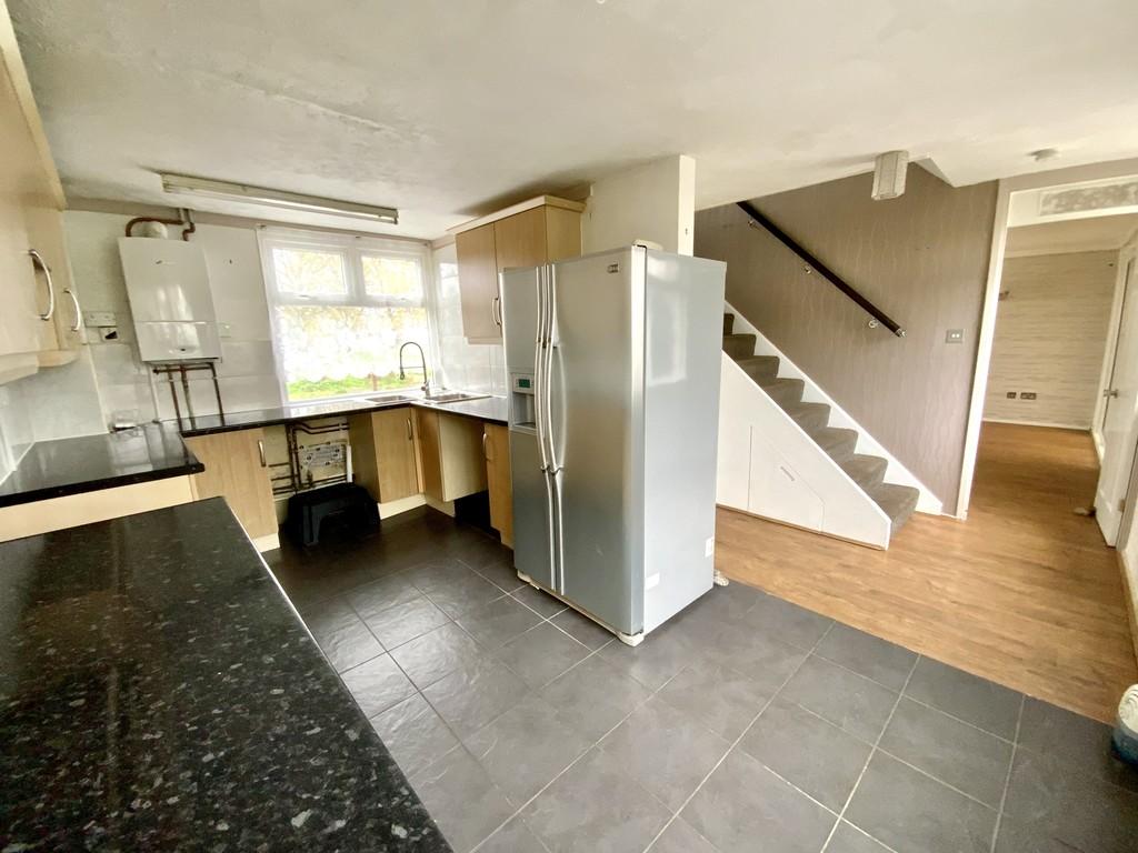 Trent Walk, Daventry, NN11 4QF 3 bed terraced house for sale £180,000