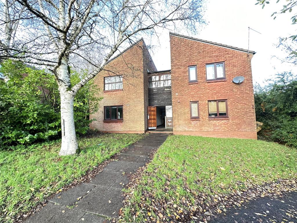 Rangeworthy Close, Redditch... 1 bed flat to rent £675 pcm (£156 pw)