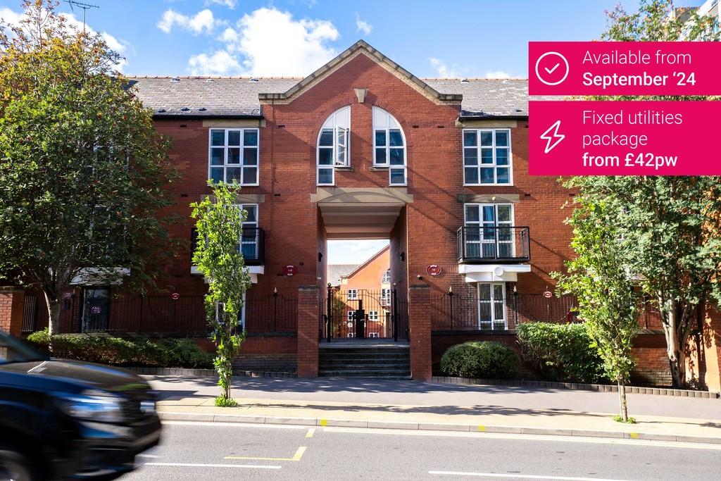 Piccadilly Village, Studio Apartment Studio to rent £750 pcm (£173 pw)