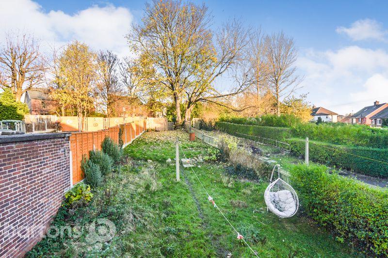 Thorntree Close, Thorpe Hesley 3 bed semidetached house £150,000