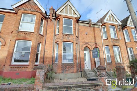 4 bedroom terraced house to rent - Whippingham Road, Brighton