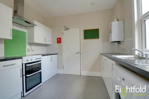 4 bedroom terraced house to rent - Whippingham Road, Brighton