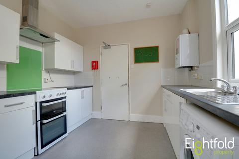 4 bedroom terraced house to rent, Whippingham Road, Brighton