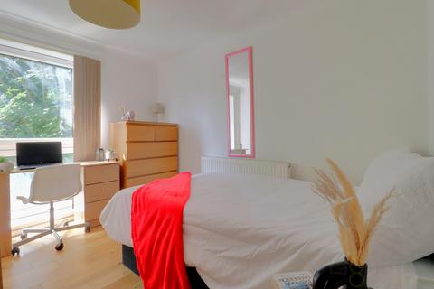 undefined, Highbrook Close, Brighton
