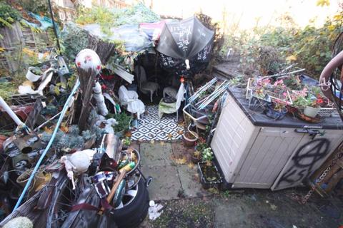 7, Floriston Court Whitton Avenue West, Northolt, UB5 4JX