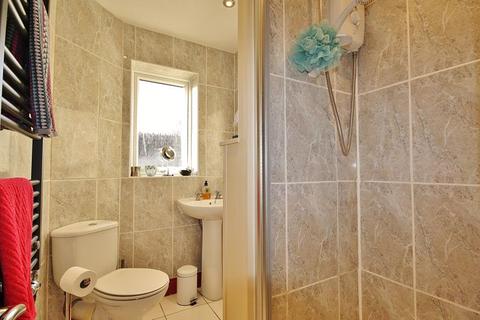 57 Eton Close, Witney, OX28 3GB