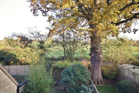 57 Eton Close, Witney, OX28 3GB