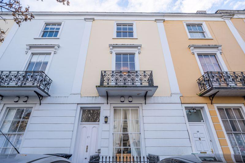 St. Pauls Road, Clifton, Bristol, BS8 1LX 2 bed apartment for sale £