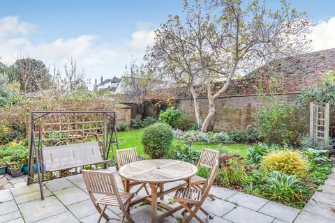 6 The Quadrant, Exeter, EX2 4LE